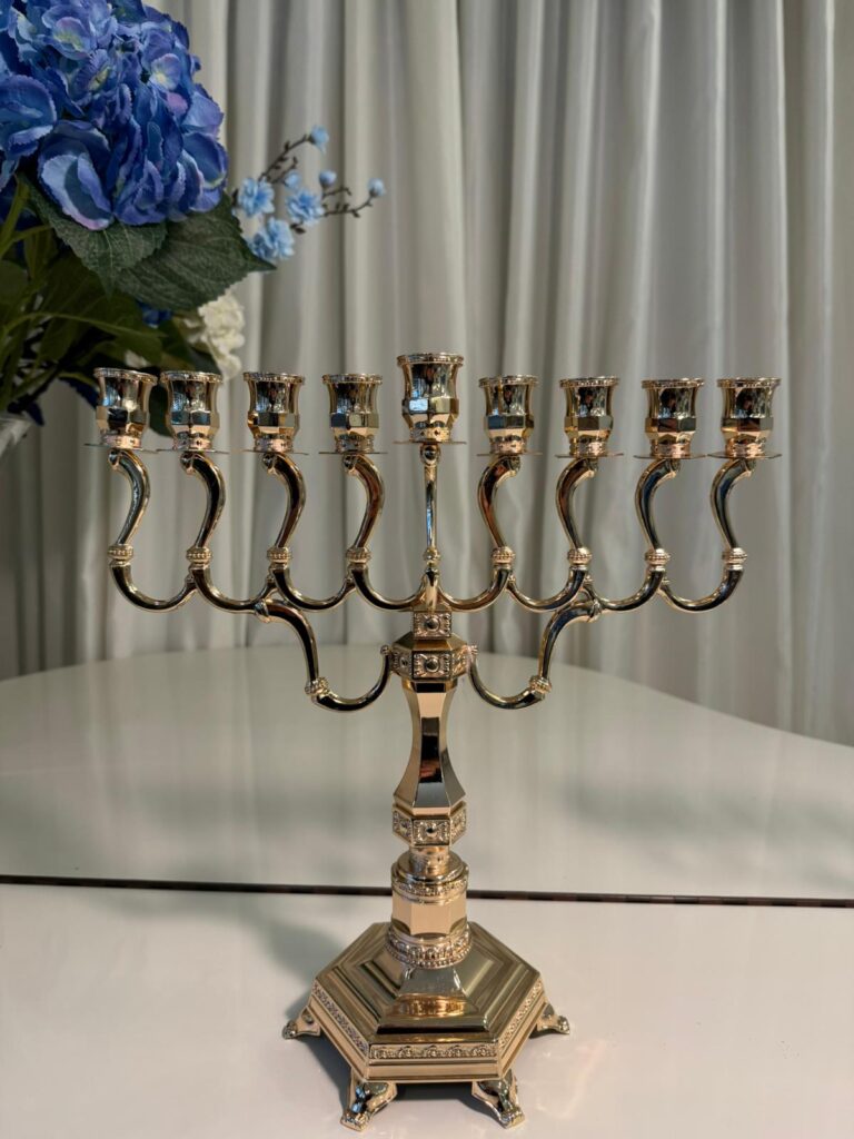חנוכייה מהודרת "יהלום" ציפוי "רוז גולד " 36 ס"מ